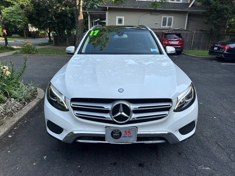 2017 Mercedes-Benz GLC GLC 300 4MATIC w/ Premium 2 Package Arlington VA