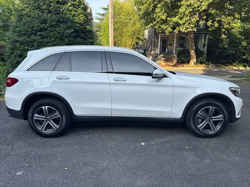 2017 Mercedes-Benz GLC GLC 300 4MATIC w/ Premium 2 Package Arlington VA