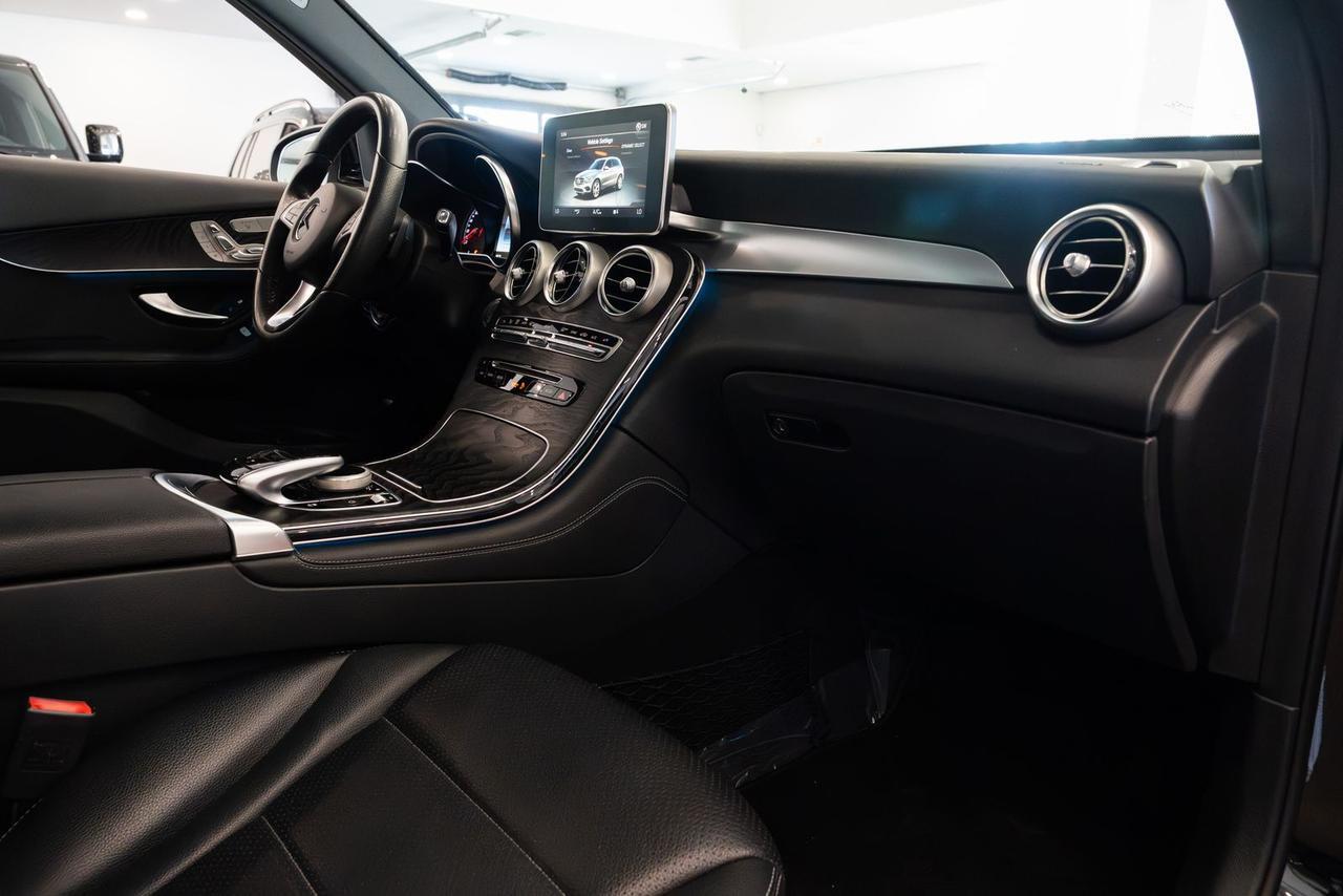2017 Mercedes-Benz GLC GLC 300 Gladstone OR