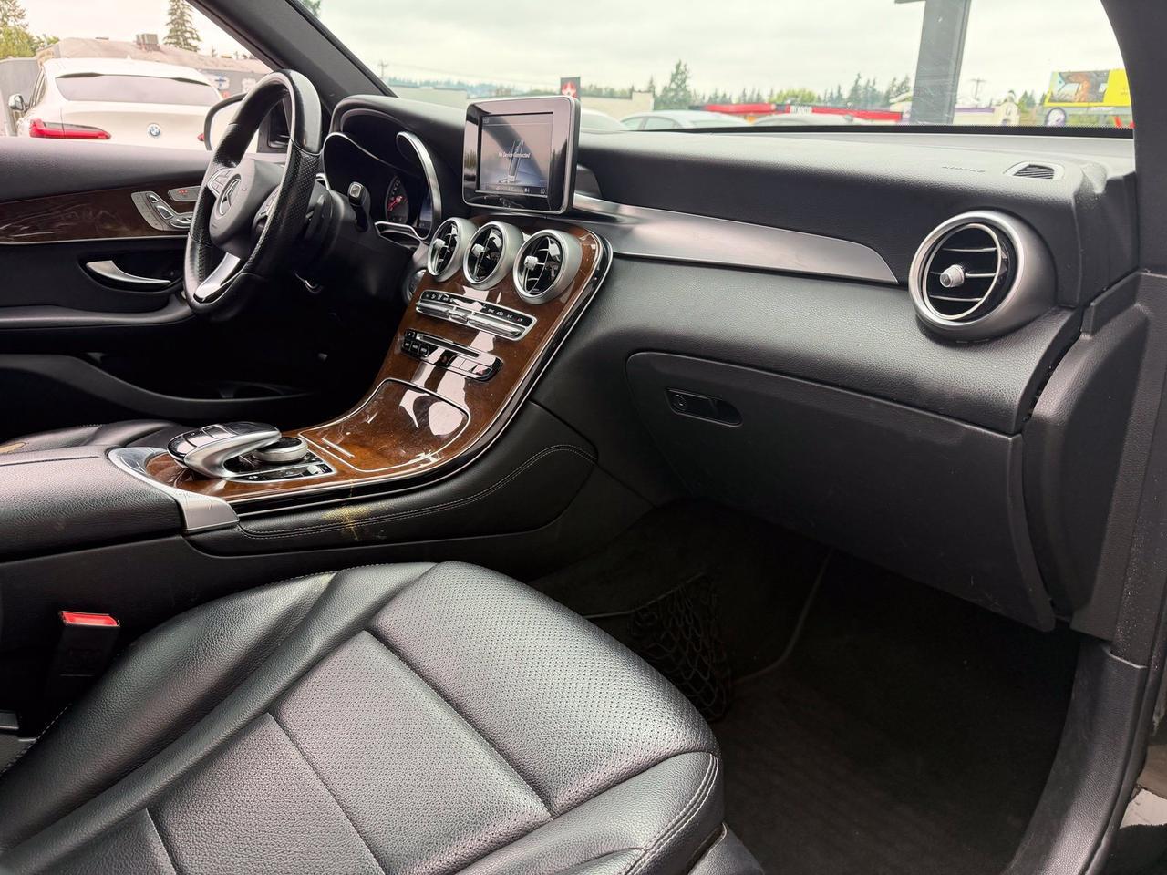 2017 Mercedes-Benz GLC GLC 300 Gladstone OR