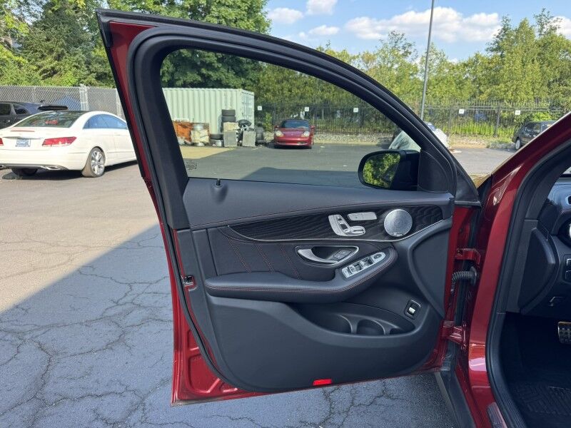 2017 Mercedes-Benz GLC43 AMG 4Matic Willow Grove PA