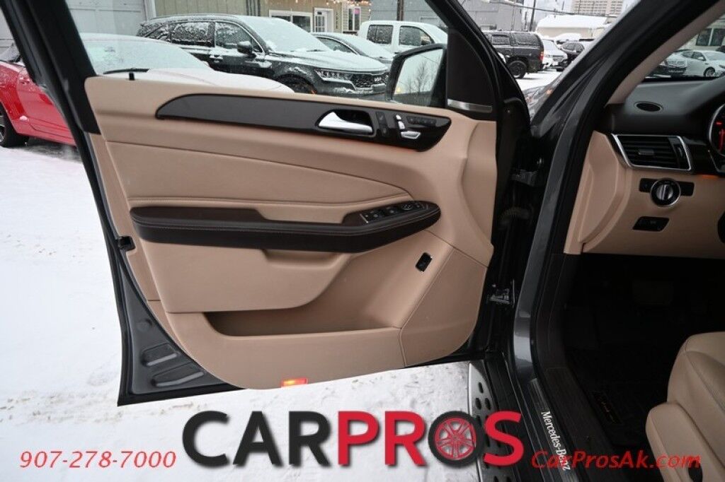 2017 Mercedes-Benz GLE 350 4Matic - All Wheel Drive - Sport Pkg - Power Front Heated Leather Seats - Heated Steering Wheel - 2nd Row Heated Seats - Rear Entertainment - Navigation - 360 Camera - Sunroof - Tow Pkg Anchorage AK