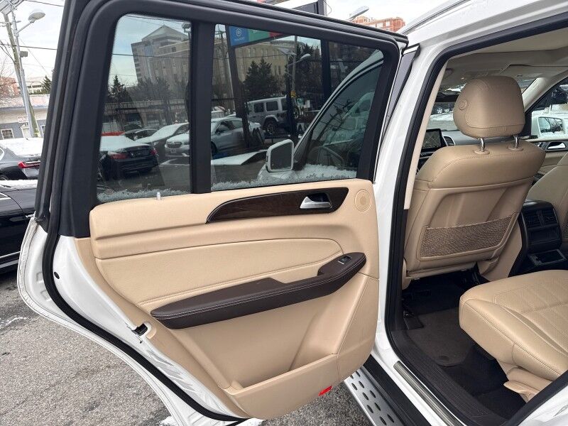 2017 Mercedes-Benz GLS 450 4MATIC w/ Premium Package Arlington VA