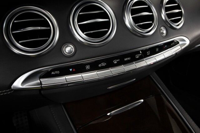 2017 Mercedes-Benz S-Class S 550 DESIGNO Cabriolet ($148,310 MSRP) *ONLY 27,000 MILES* *LOADED* *IMMACULATE* San Diego CA