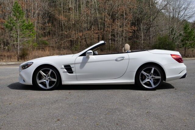 2017 Mercedes-Benz SL 550 Roadster / 4.7L V8 / Massage Seats / Assistance Package! High Point NC