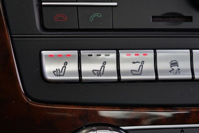 2017 Mercedes-Benz SL 550 Roadster / 4.7L V8 / Massage Seats / Assistance Package! High Point NC