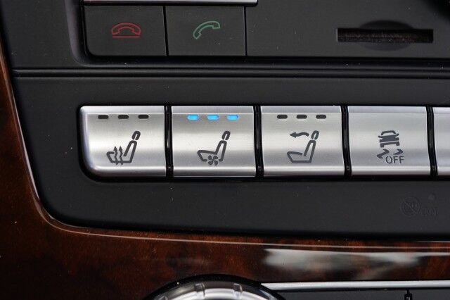 2017 Mercedes-Benz SL 550 Roadster / 4.7L V8 / Massage Seats / Assistance Package! High Point NC