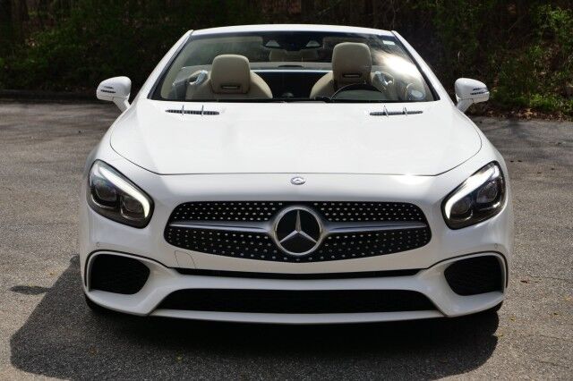 2017 Mercedes-Benz SL 550 Roadster / 4.7L V8 / Massage Seats / Assistance Package! High Point NC