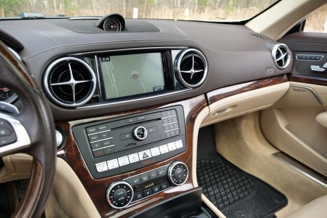 2017 Mercedes-Benz SL 550 Roadster / 4.7L V8 / Massage Seats / Assistance Package! High Point NC