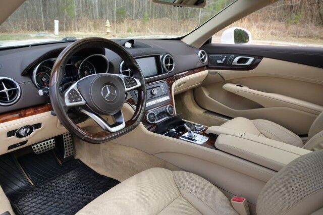 2017 Mercedes-Benz SL 550 Roadster / 4.7L V8 / Massage Seats / Assistance Package! High Point NC