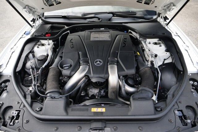 2017 Mercedes-Benz SL 550 Roadster / 4.7L V8 / Massage Seats / Assistance Package! High Point NC