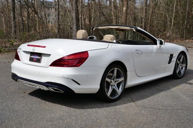 2017 Mercedes-Benz SL 550 Roadster / 4.7L V8 / Massage Seats / Assistance Package! High Point NC