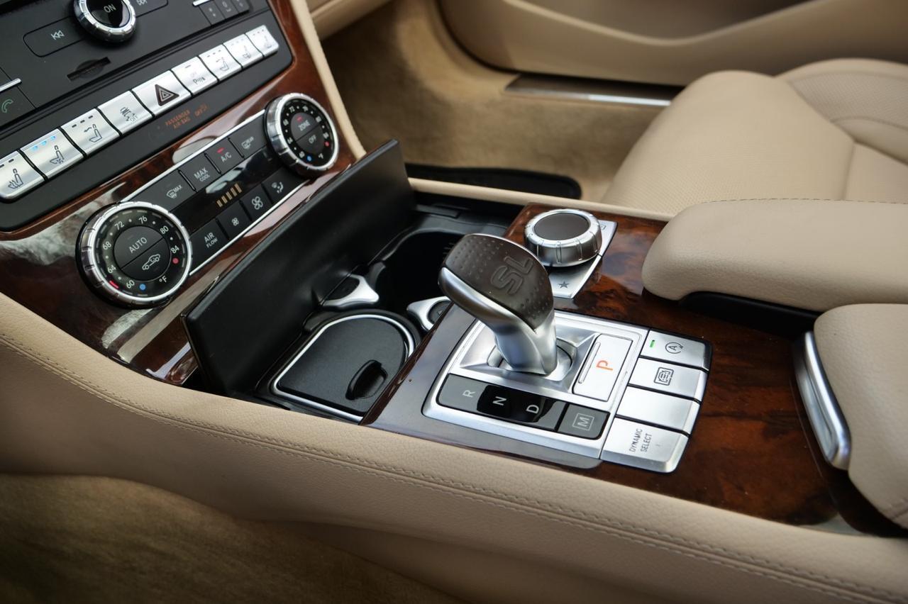 2017 Mercedes-Benz SL 550 Roadster / 4.7L V8 / Massage Seats / Assistance Package! Lincolnton NC