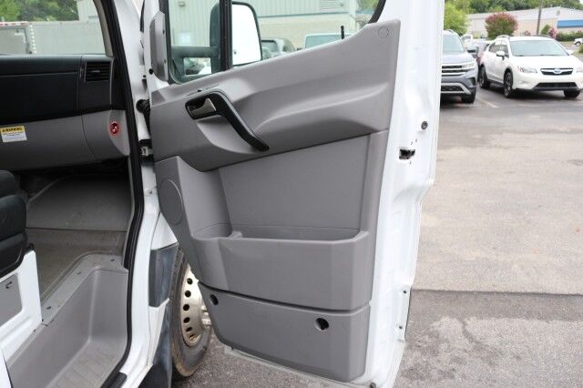 2017 Mercedes-Benz Sprinter Cab Chassis 3.0L V6 Turbo Diesel Box Van Knoxville TN