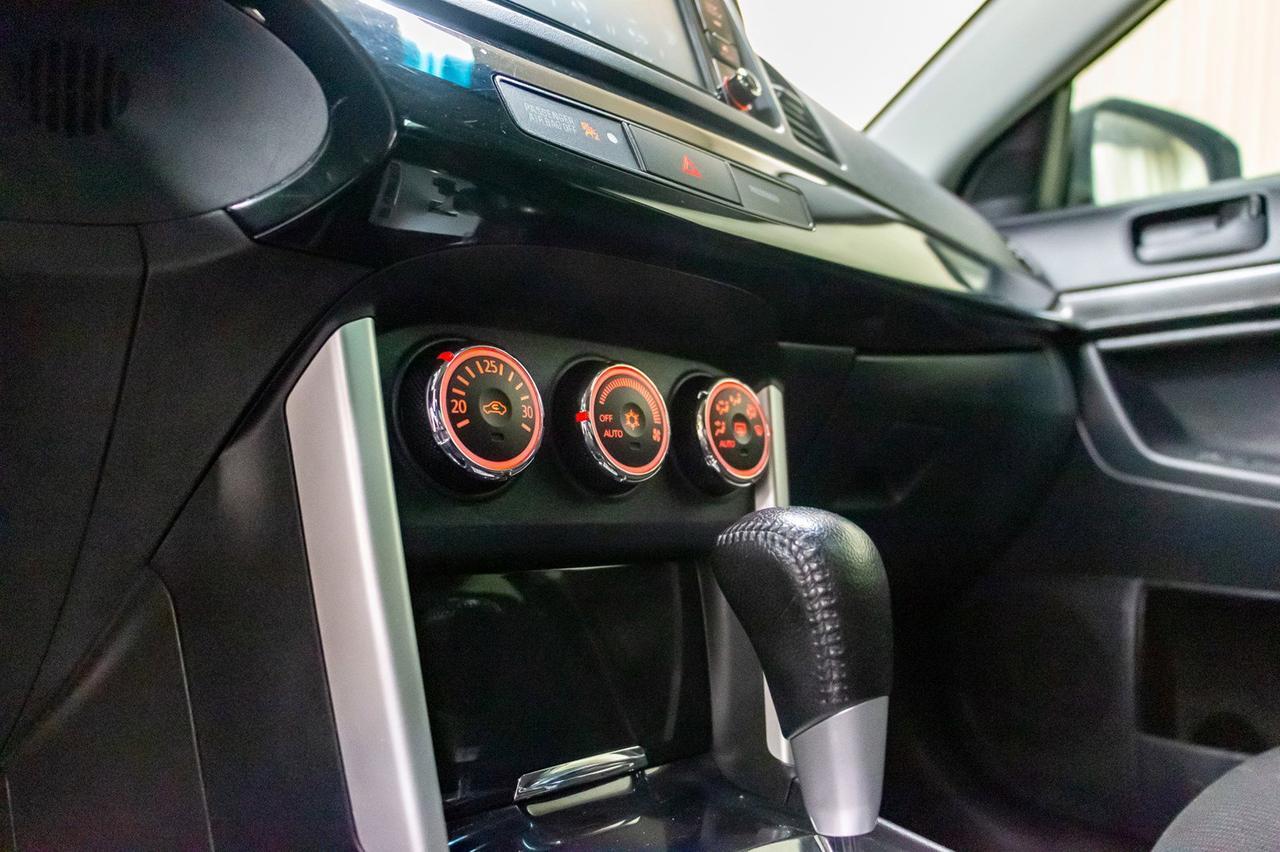 2017 Mitsubishi Lancer AWD SE Limited Roof BCam Red Deer AB