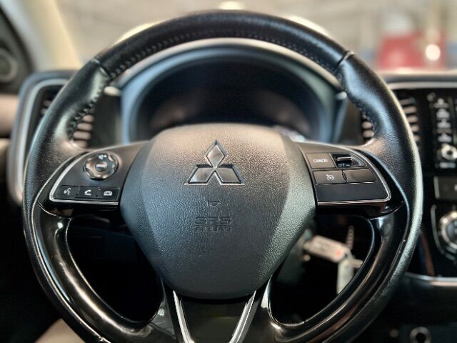 2017 Mitsubishi Outlander ES AWC Cincinnati OH