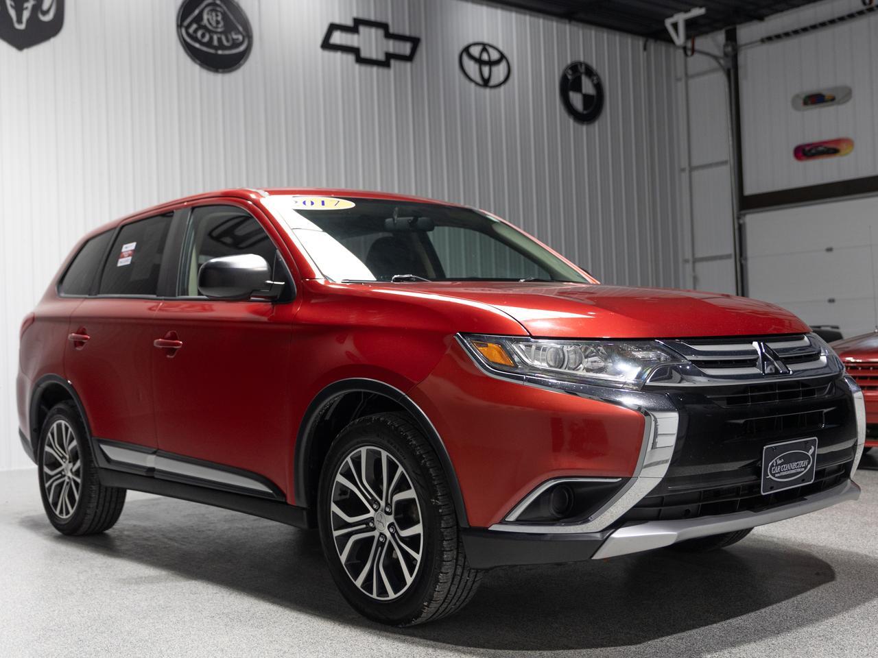 2017 Mitsubishi Outlander ES AWD 7-Passenger