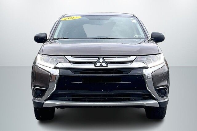 2017 Mitsubishi Outlander ES