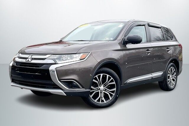 2017 Mitsubishi Outlander ES