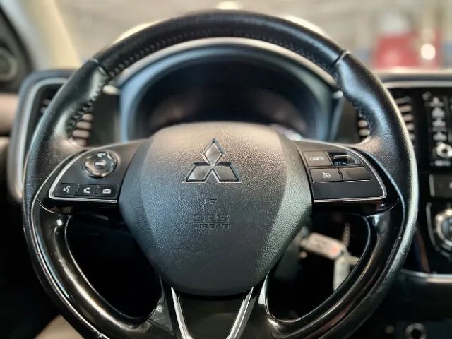 2017 Mitsubishi Outlander ES Sport Utility 4D Cincinnati OH