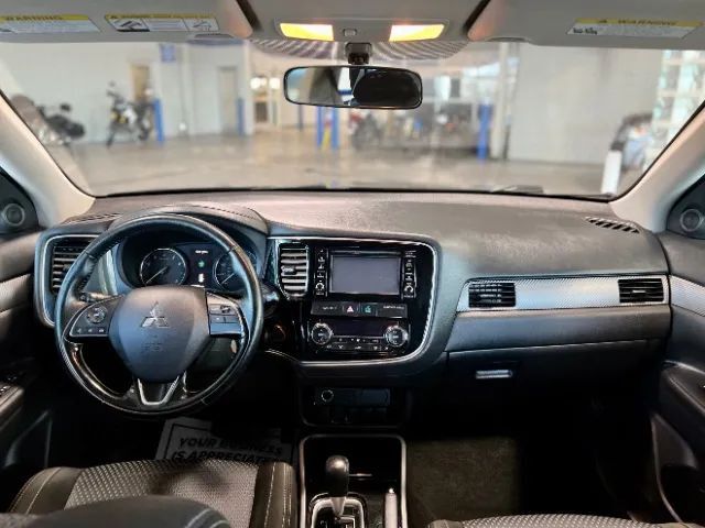 2017 Mitsubishi Outlander ES Sport Utility 4D Cincinnati OH