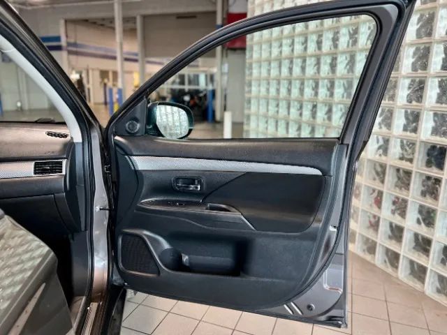 2017 Mitsubishi Outlander ES Sport Utility 4D Cincinnati OH