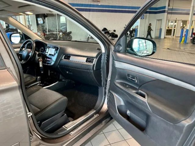 2017 Mitsubishi Outlander ES Sport Utility 4D Cincinnati OH