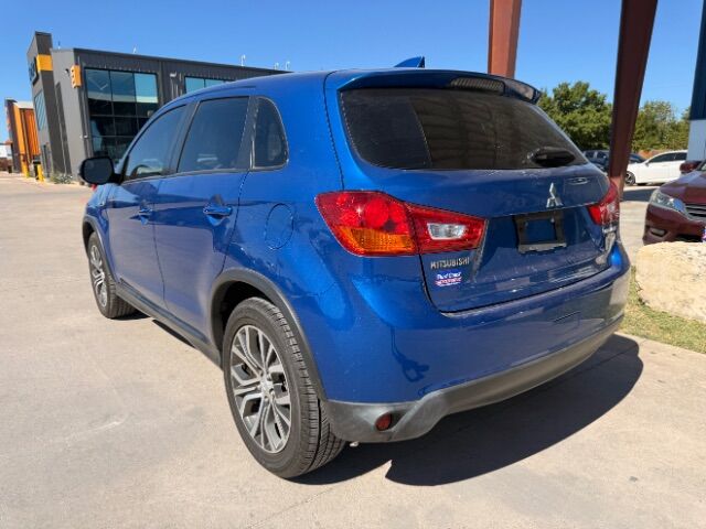 2017 Mitsubishi Outlander Sport 2.0 ES