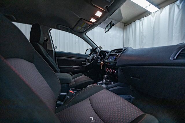 2017 Mitsubishi RVR AWD Black Edition BCam Red Deer AB