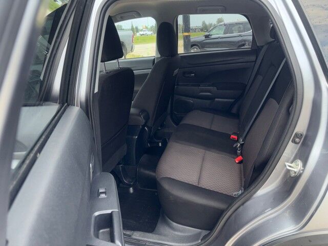2017 Mitsubishi RVR ES Whitecourt AB