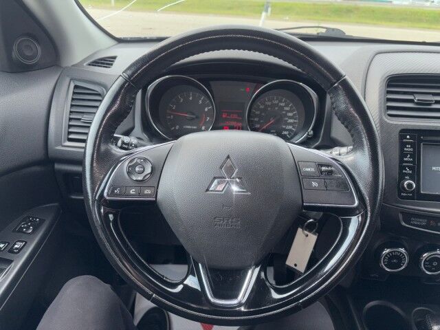 2017 Mitsubishi RVR ES Whitecourt AB