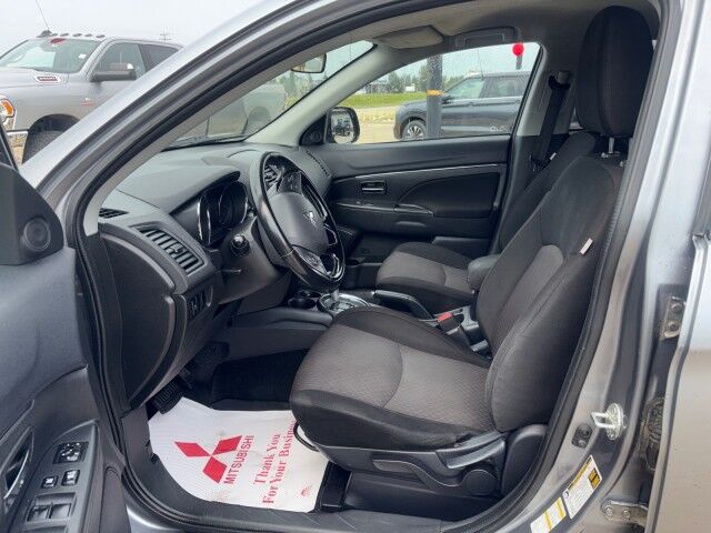 2017 Mitsubishi RVR ES Whitecourt AB