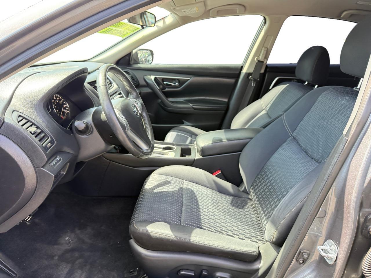 2017 NISSAN ALTIMA 2.5; 2.5 S; 2 2.5 SV Kansas City MO