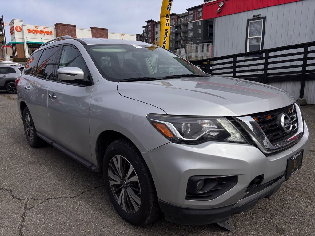 2017 NISSAN PATHFINDER S