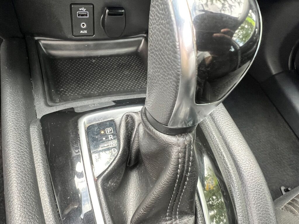 2017 NISSAN ROGUE S Des Moines WA