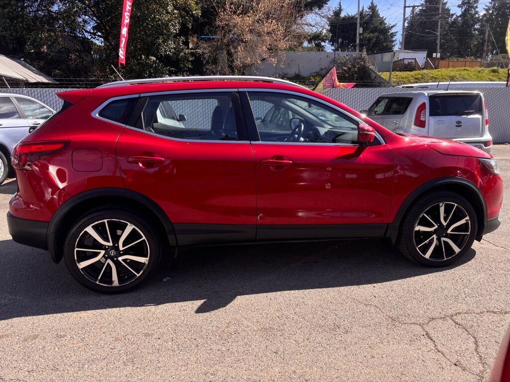 2017 NISSAN ROGUE SPORT S Des Moines WA