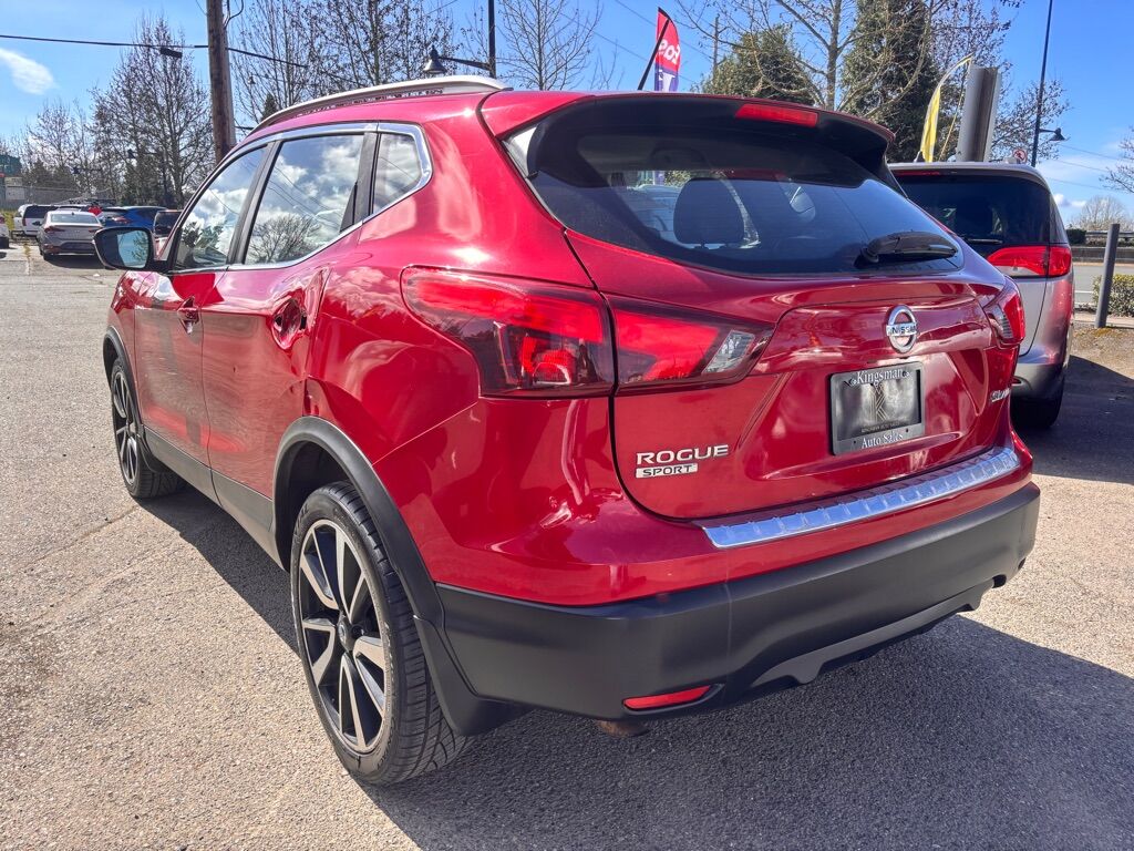 2017 NISSAN ROGUE SPORT S Des Moines WA