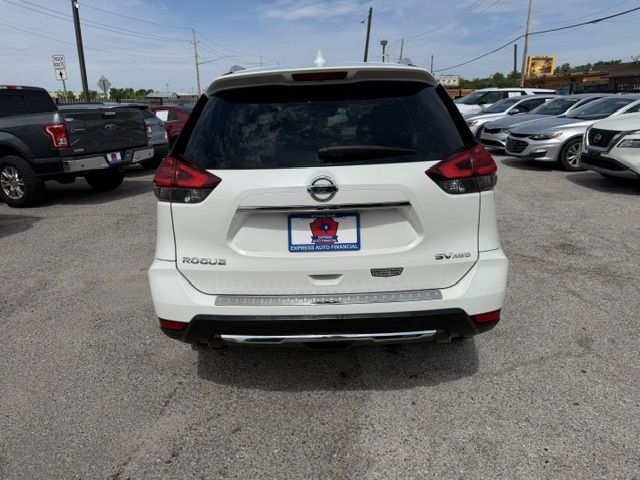 2017 NISSAN ROGUE SV