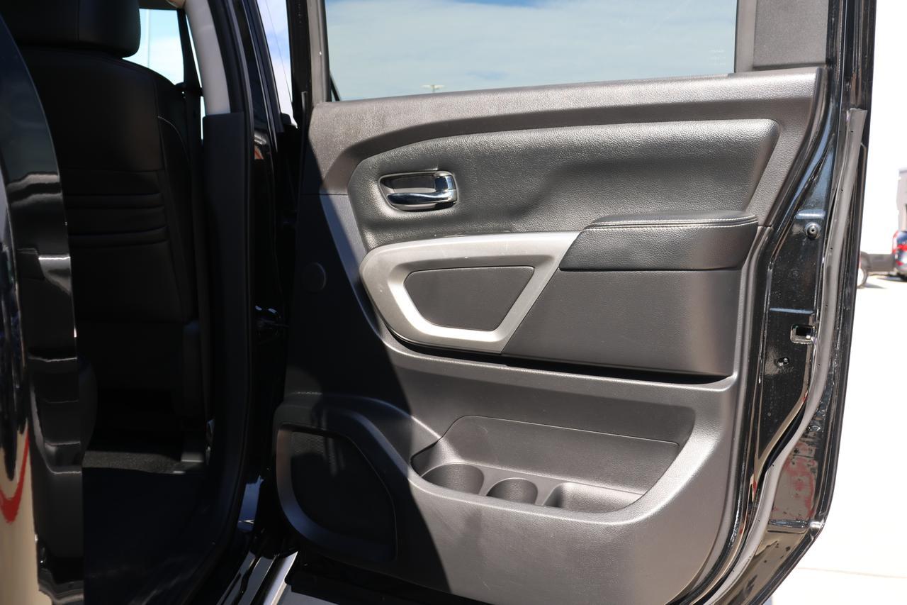 2017 NISSAN TITAN XD SL Houston TX