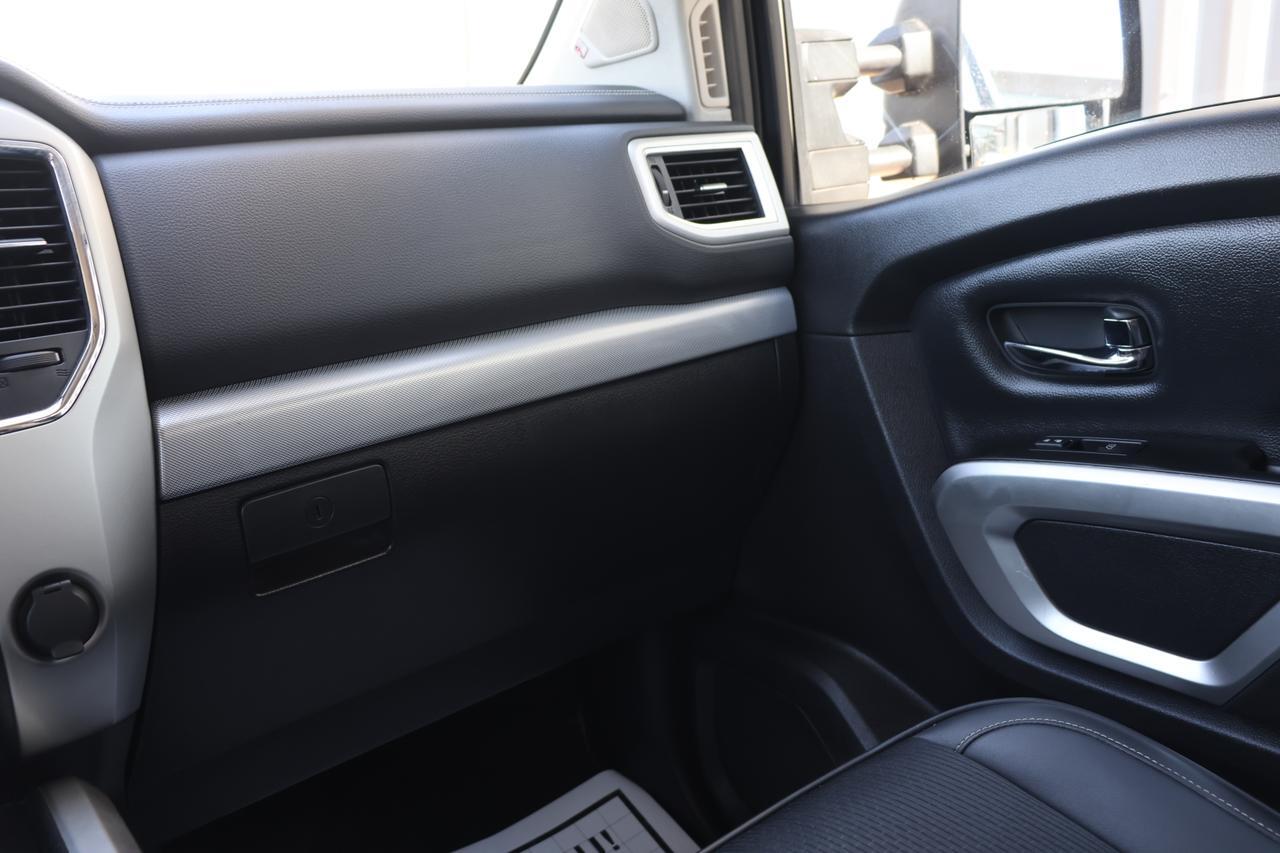 2017 NISSAN TITAN XD SL Houston TX