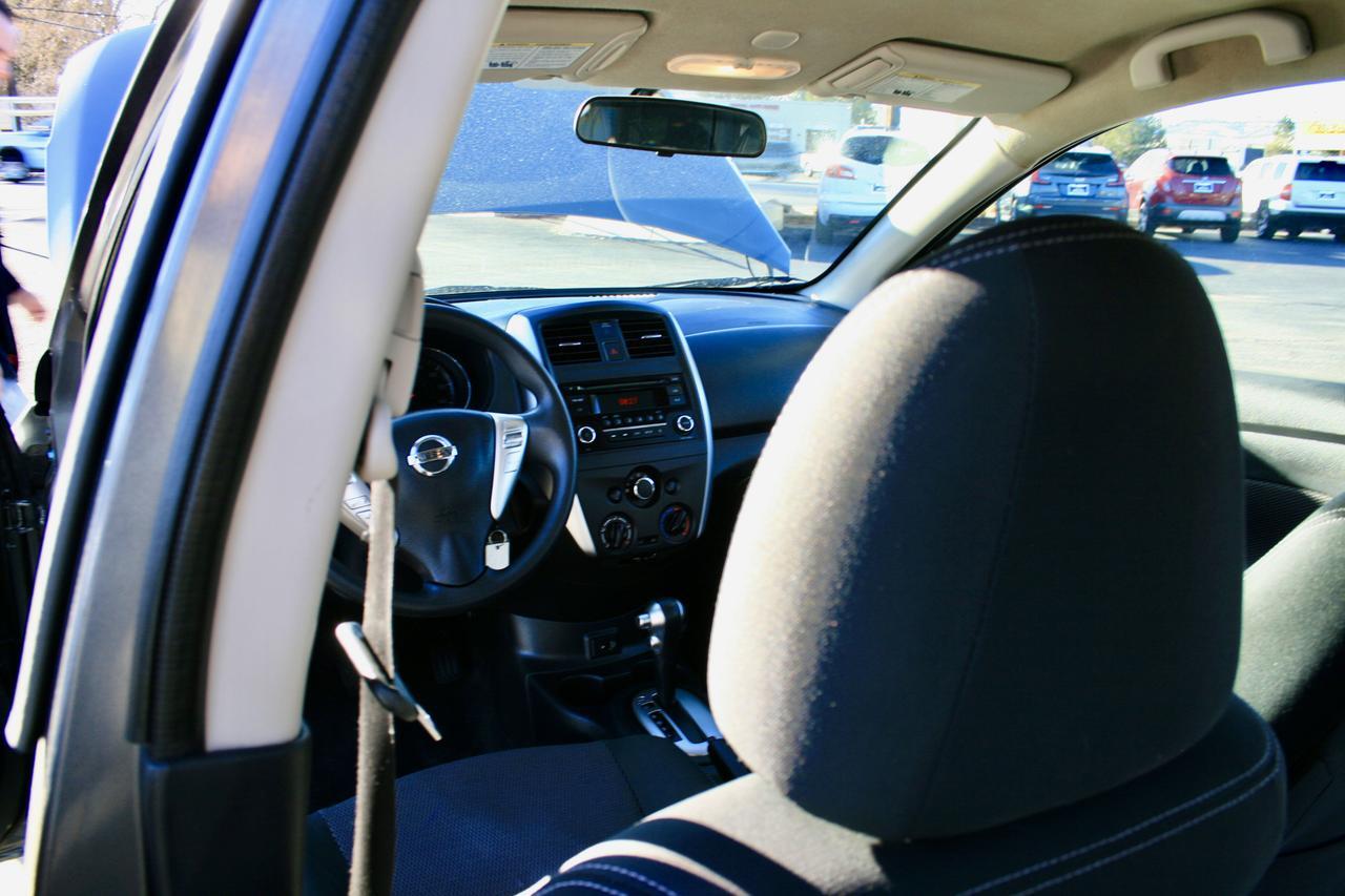 2017 NISSAN VERSA SV Reno NV