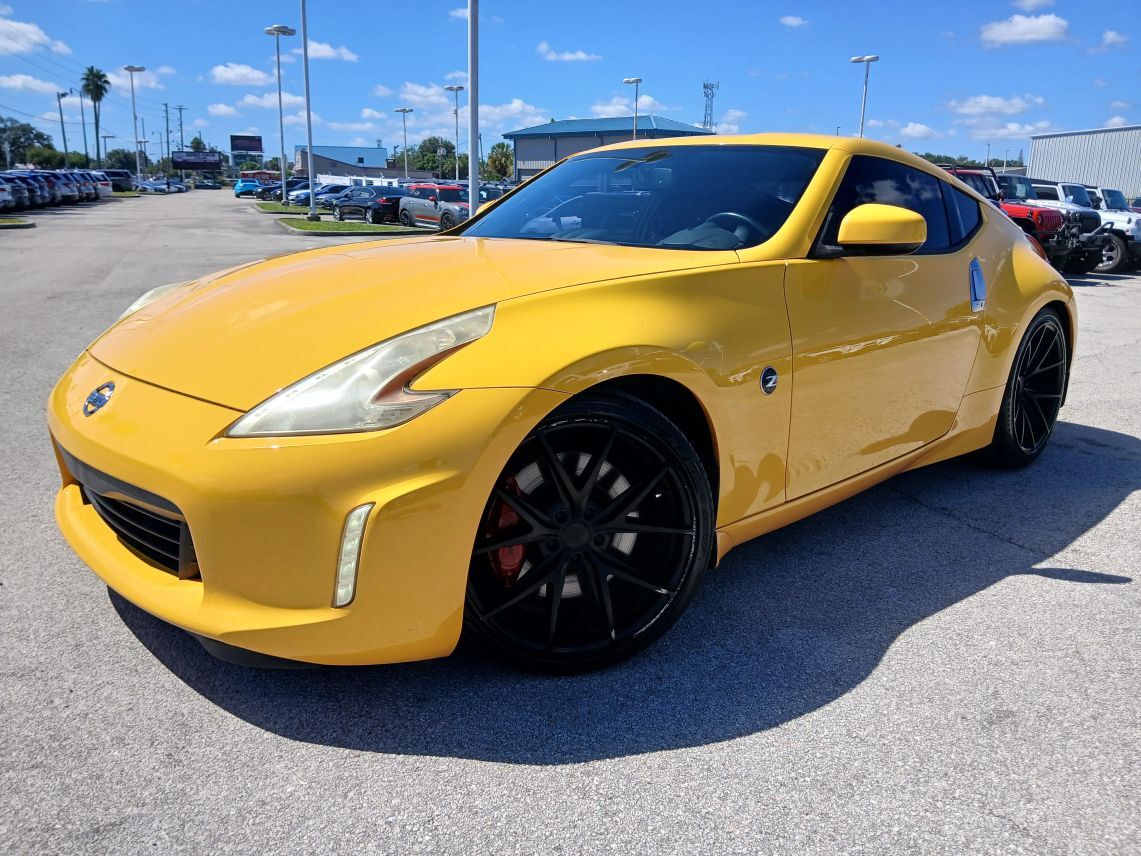 2017 Nissan 370Z Sport Tech Coupe 2D