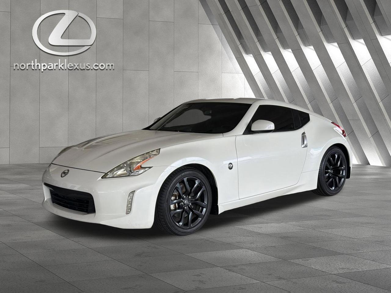 2017 Nissan 370Z Touring