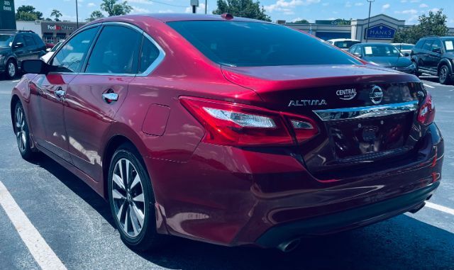 2017 Nissan Altima - NAM 2.5 SV