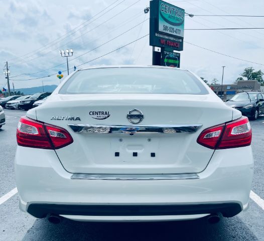 2017 Nissan Altima - SD 2.5 S Hot Springs AR
