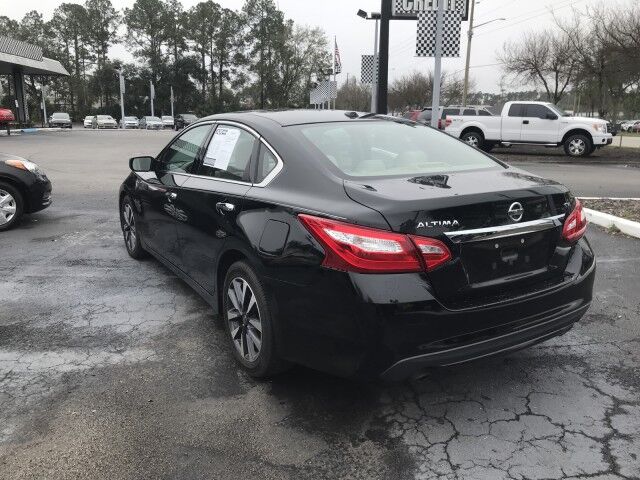 2017 Nissan Altima Gainesville FL