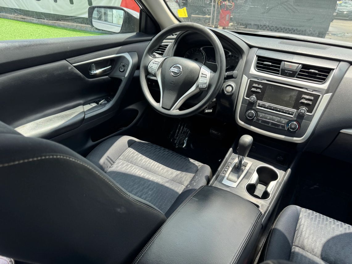 2017 Nissan Altima 2.5 S Sedan 4D