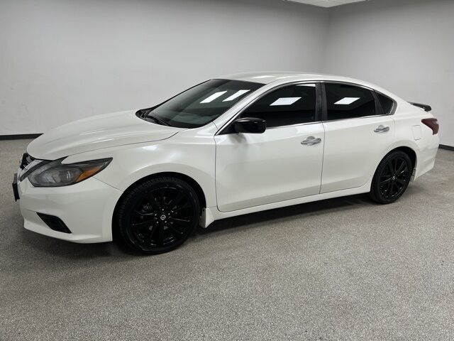 2017 Nissan Altima 2.5 SR Highlands Ranch CO