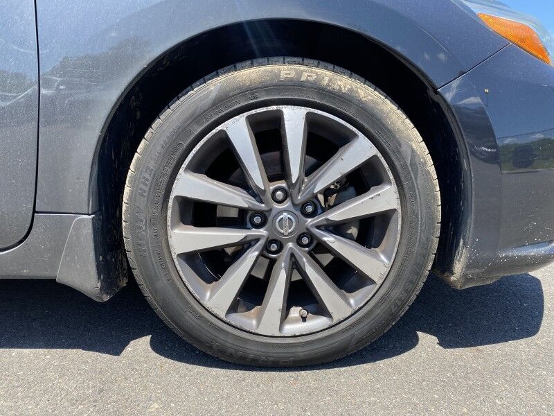 2017 Nissan Altima 2.5 SV Bristol  PA