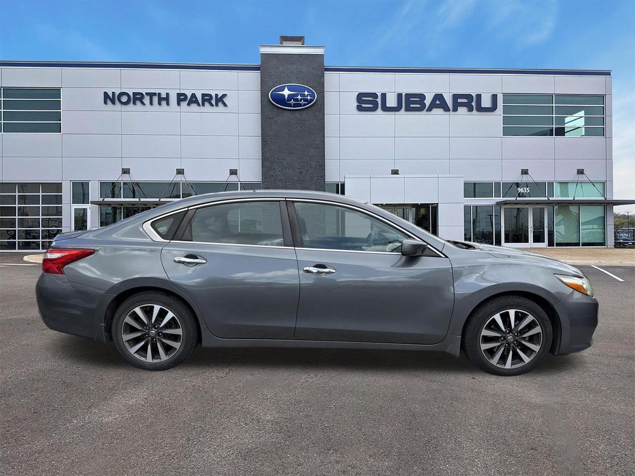 2017 Nissan Altima 2.5 SV